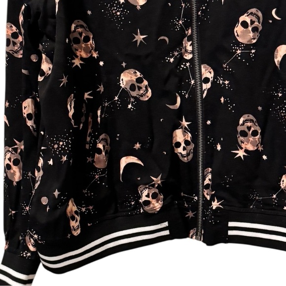 Torrid Black Twill Skull Graphic Bomber Jacket – Plus Size 2 (2X) - Picture 6 of 11